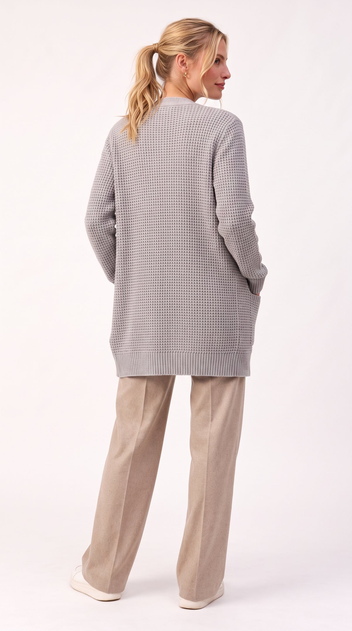 Nancy | Lässiger Strick-Cardigan mit praktischen Taschen