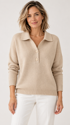Adaline Polo-Strickpullover in Haferbeige – Vorderansicht