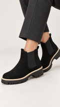 Chelsea-Stiefeletten – Schwarz – Am Fuß, Ansicht 1