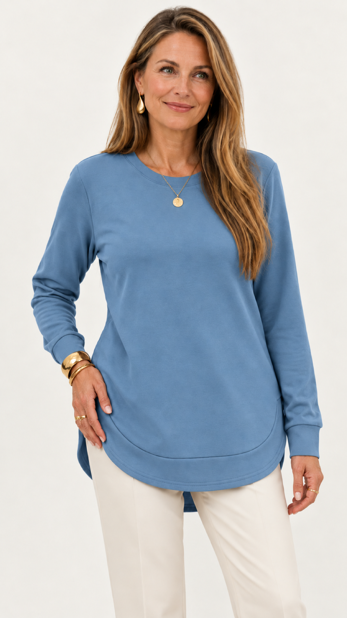 Sweatshirt mit geschwungenem Saum – Hellblau – Vorderansicht