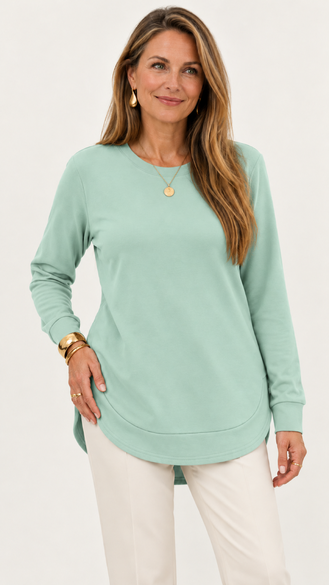 Sweatshirt mit geschwungenem Saum – Hellgrün – Vorderansicht