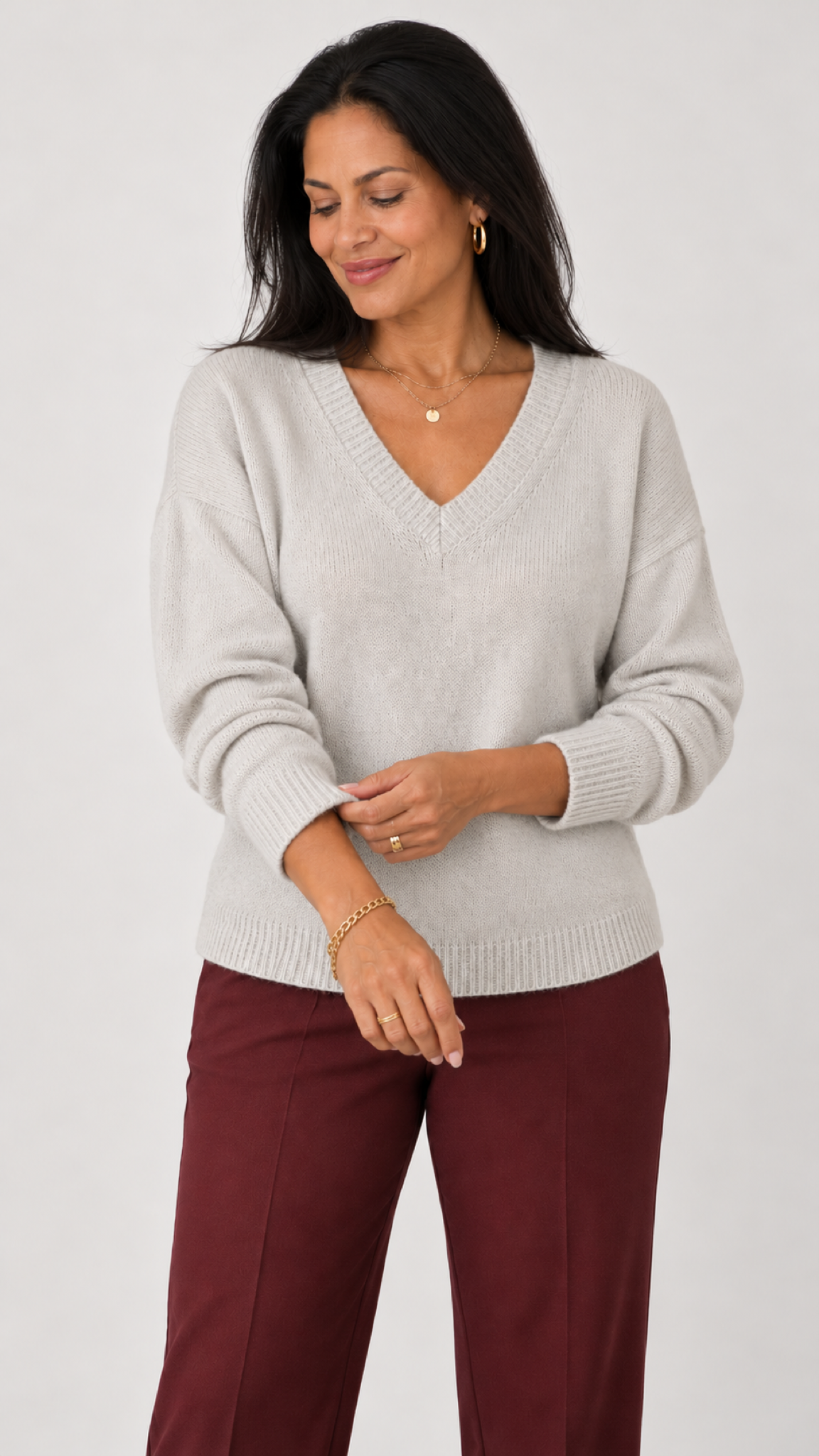Hesper V-Ausschnitt-Strickpullover in Hellgrau – Strickdetails