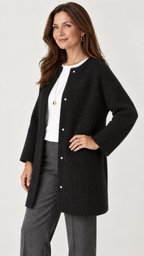 Ruperta Strickjacke in Schwarz – lateral